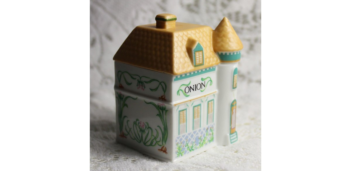 Onion Lenox Spice Village Porcelain Victorian House Spice Jar