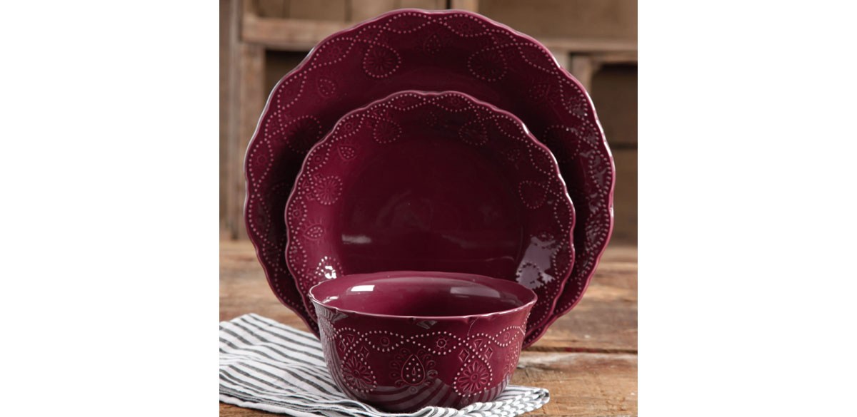 The Pioneer Woman Lace 12-Piece Dinnerware Set