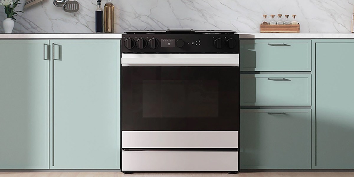 Samsung Bespoke 6.0 cu. ft. Smart Slide-In Gas Range with Smart Oven Camera