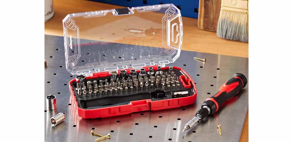 Amazon Basics Magnetic Ratcheting Wrench and Electronics Precision Screwdriver Set