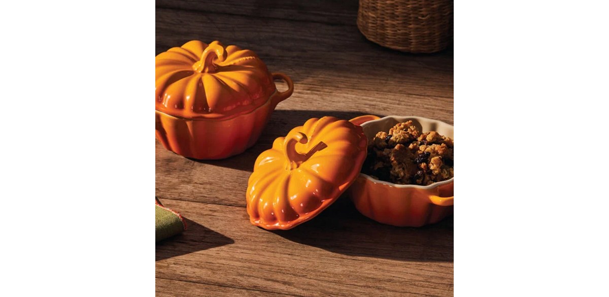  Le Creuset Pumpkin Mini Cocotte