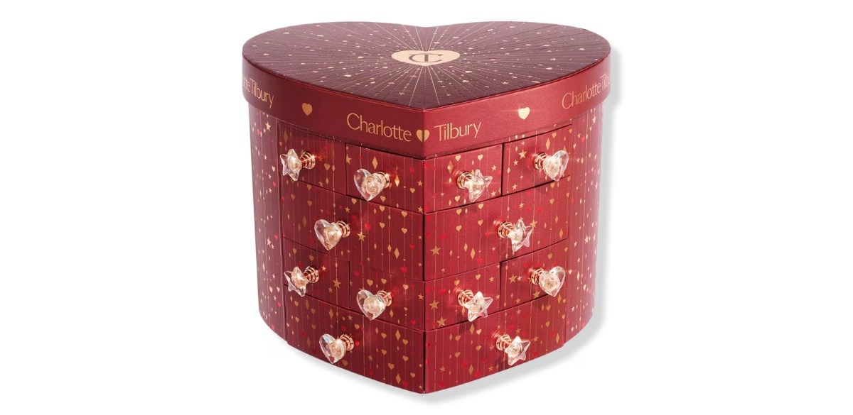 Charlotte Tilbury Charlotte's Beauty Treasure Chest of Love Advent Calendar