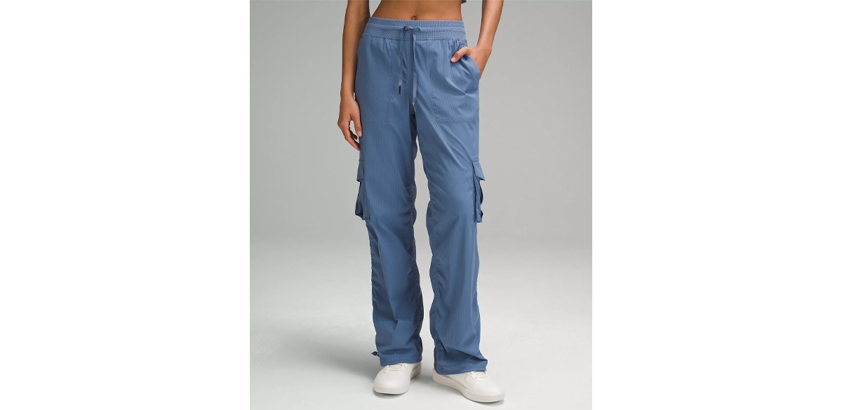 Dance Studio Relaxed-Fit Mid-Rise Cargo Pant