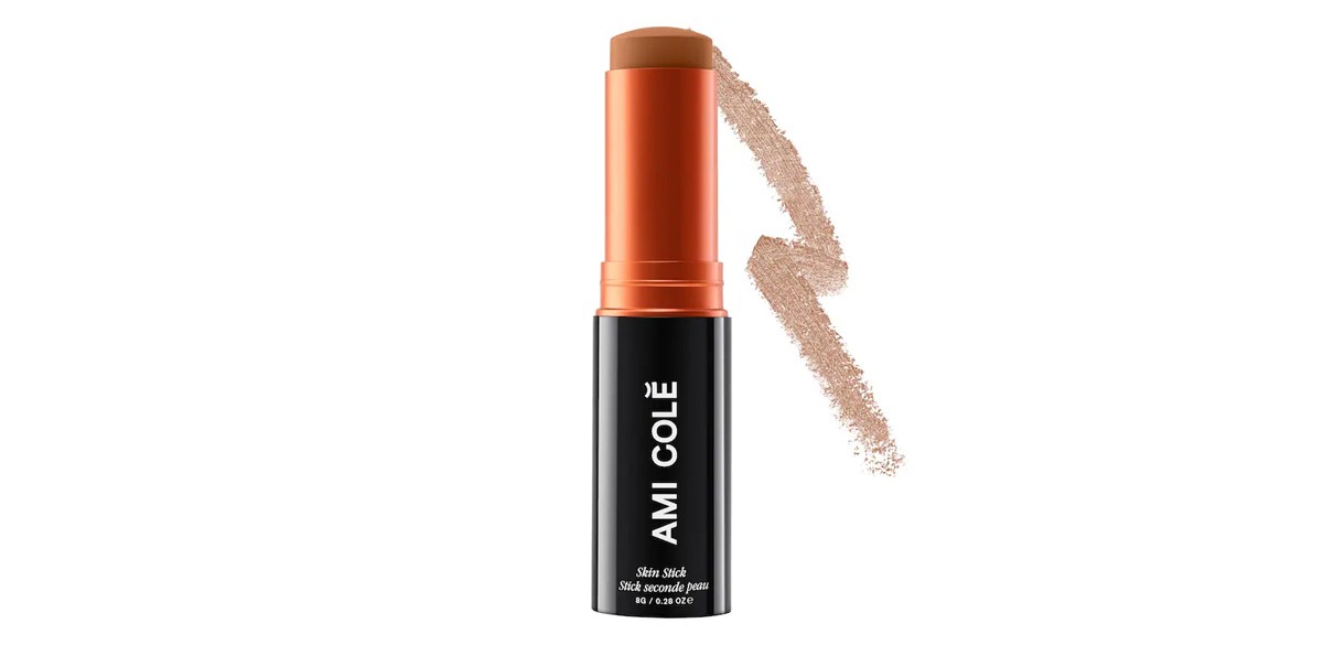 Ami Colé Skin-Enhancing Lightweight & Blurring Foundation Stick