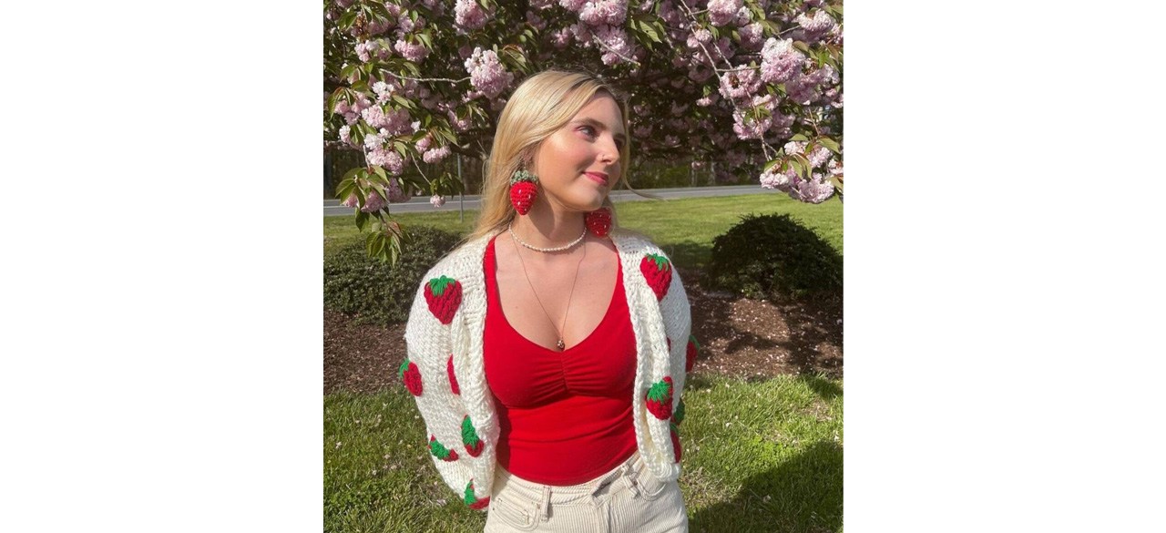 Bydna Crop strawberry cardigan