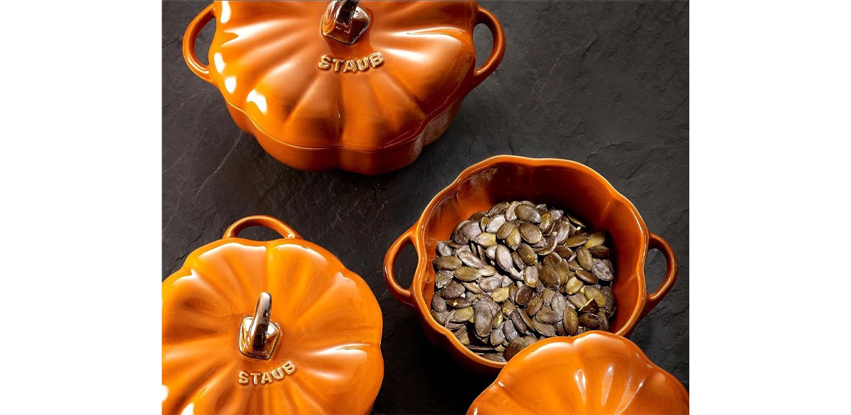 Staub 0.5-Quart Petite Ceramic Pumpkin Dish