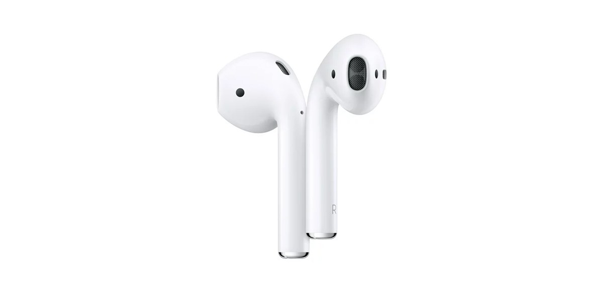  Apple AirPods with Charging Case (2nd Generation)