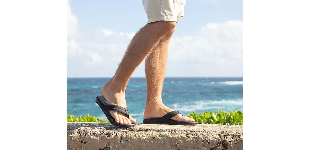 Reef sandals and flip flops are up to 40% off on Amazon | KLAS