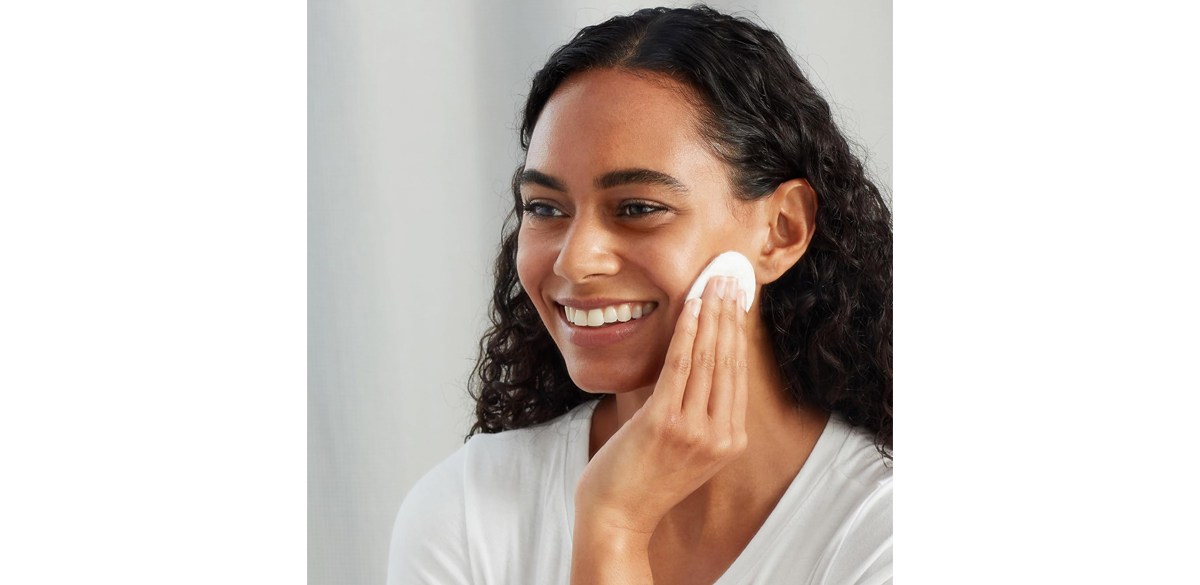 Amazon Basics Hypoallergenic 100% Cotton Rounds Amazon Basics Hypoallergenic 100% Cotton Rounds