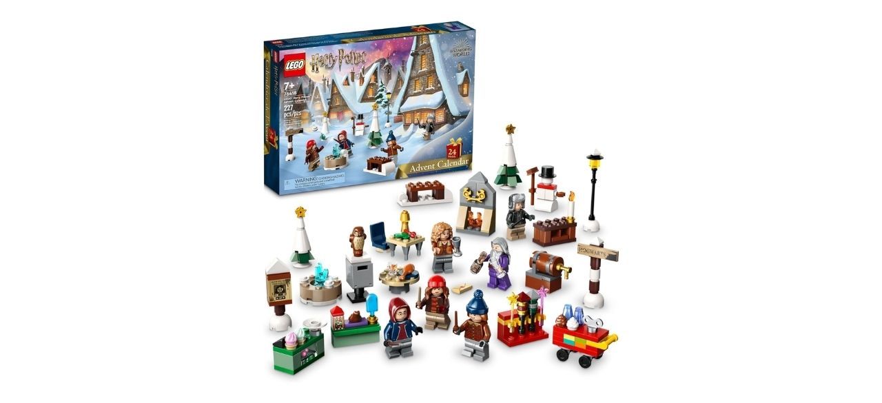 LEGO Harry Potter 2023 Advent Calendar with minifigures shown