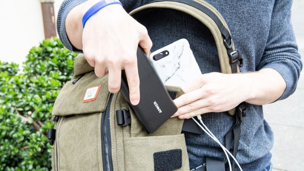 Anker power bank vs. Belkin power bank