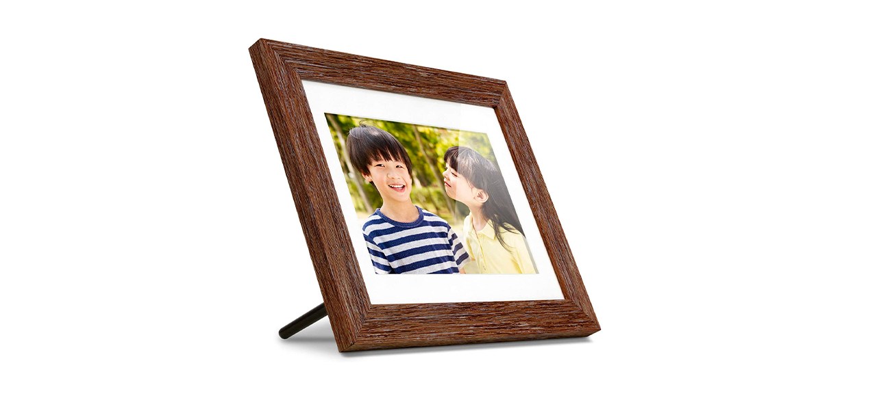 Best Aluratek Distressed Wood Digital Photo Frame