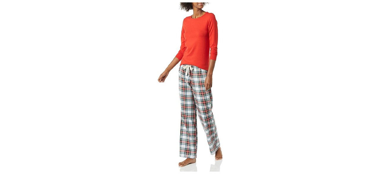 Best Women's Lightweight Flannel Pant and Long-Sleeve T-Shirt Sleep Set