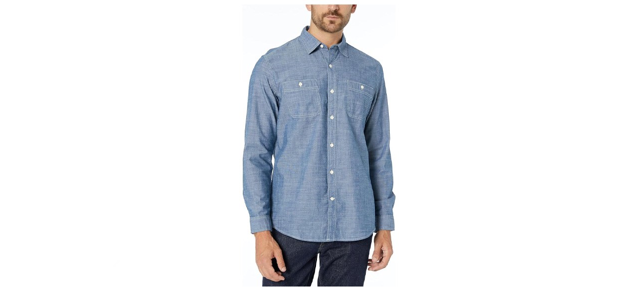 Amazon Essentials Men's Regular-Fit Long-Sleeve Chambray Shirt