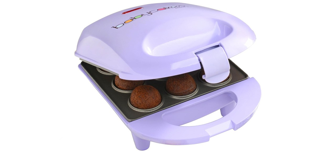 Top-rated cake pop makers to consider for your baking needs.