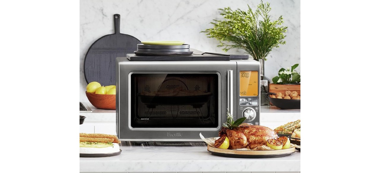 Breville Combi Wave 3-in-1 Microwave Oven andAir Fryer 