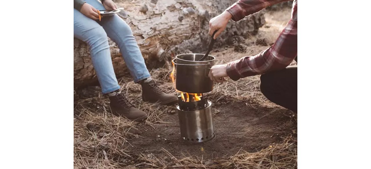 Solo Stove Titan