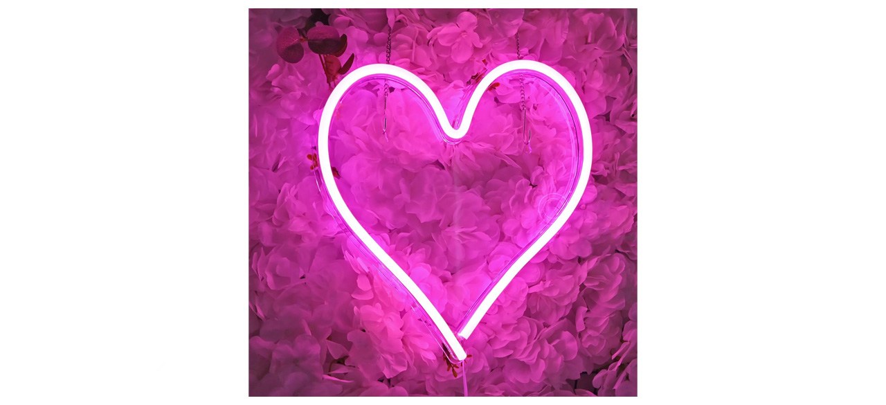 Britrio LED Neon Light Heart Sign