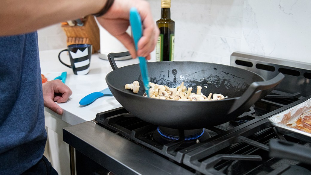 Traditional Cast Iron Wok Perfect For Cooking Authentic - Temu