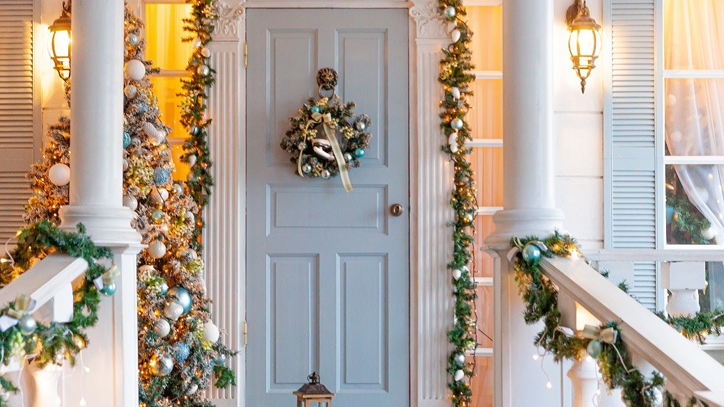 Best Christmas porch light cover