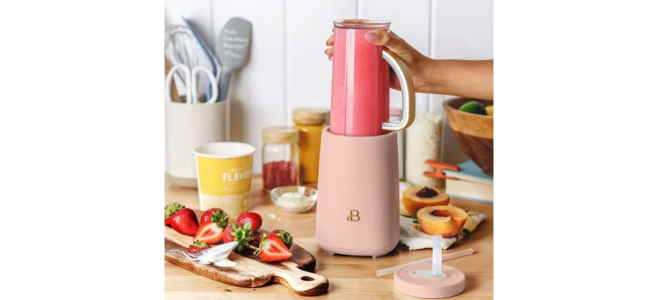 Best Beautiful Personal Blender Set in Rose on countertop