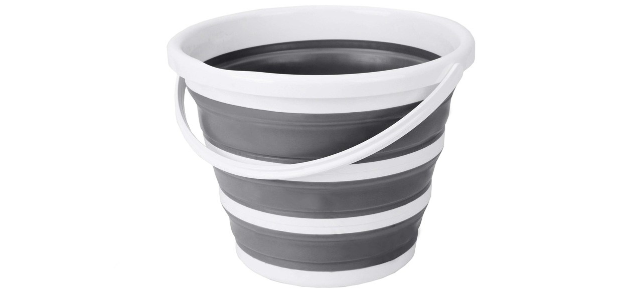 Eurow Indoor and Outdoor Collapsible Bucket