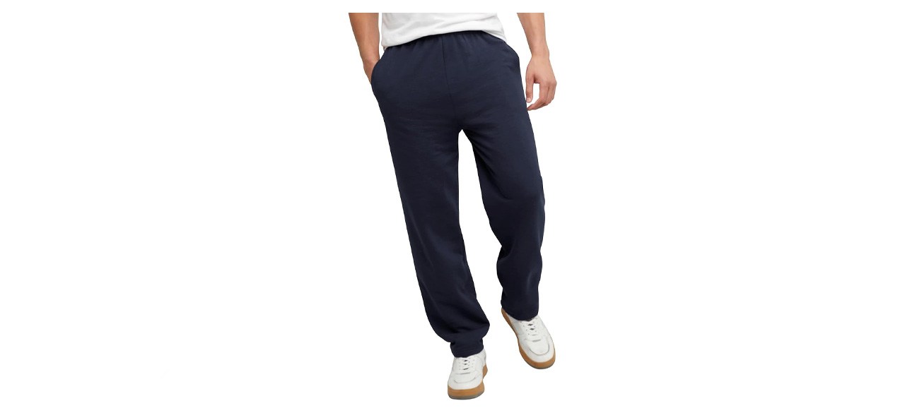 Best men s lounge pants for laid back days and cozy nights Chicago Tribune