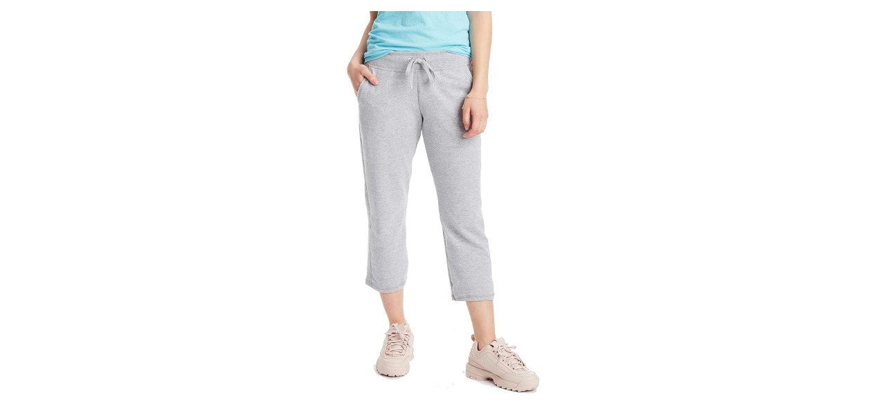 Hanes Pantalón capri de rizo francés para mujer