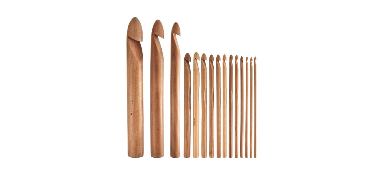 best Hestya 20-Piece Bamboo Wood Crochet Hook Kit