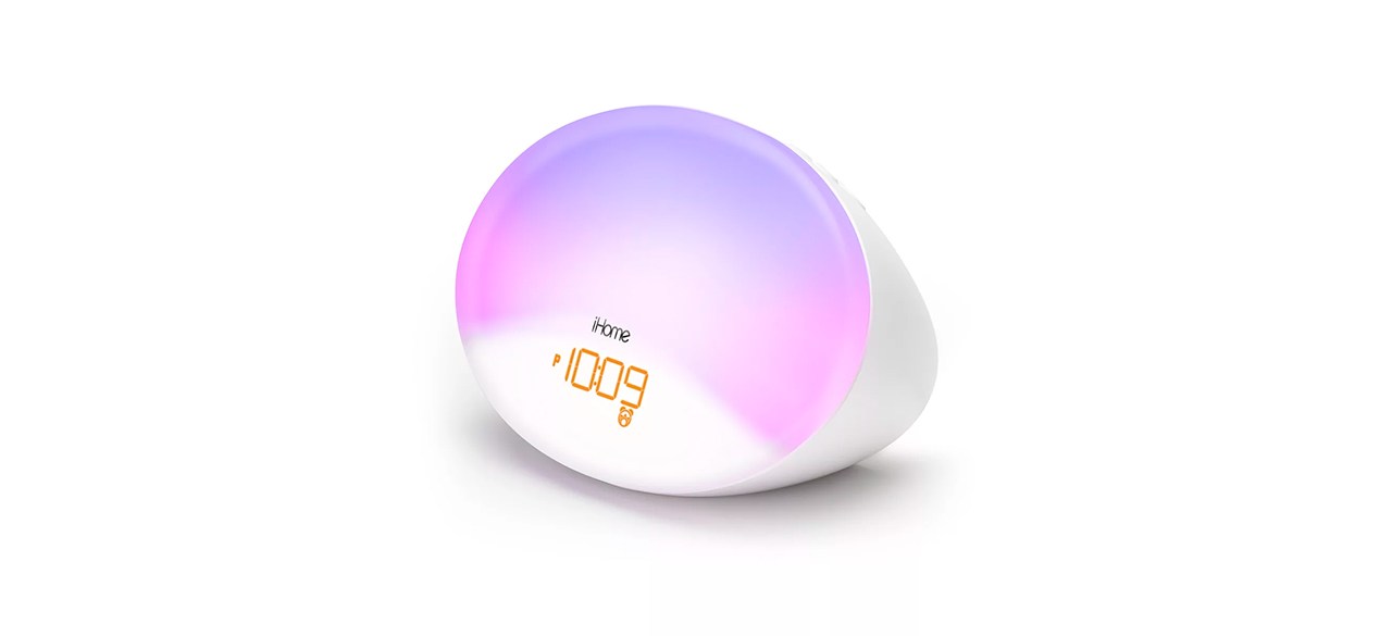 最好的iHome iZBT3W日出床边睡眠治疗机与蓝牙扬声器