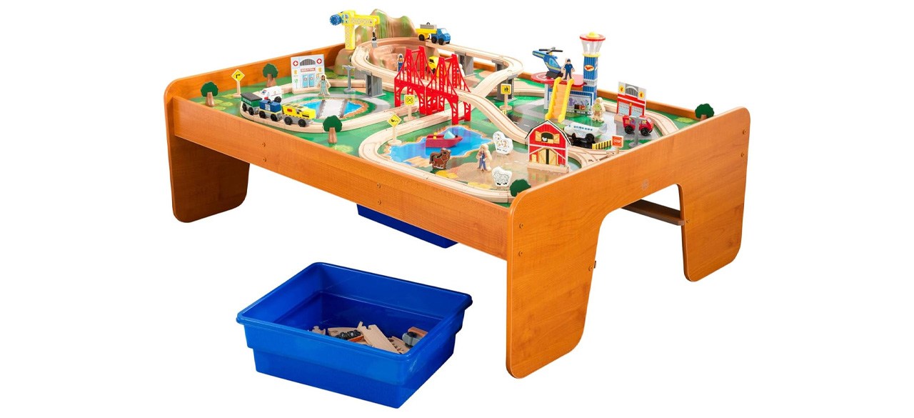 KidKraft Ride Around Table Set and Table