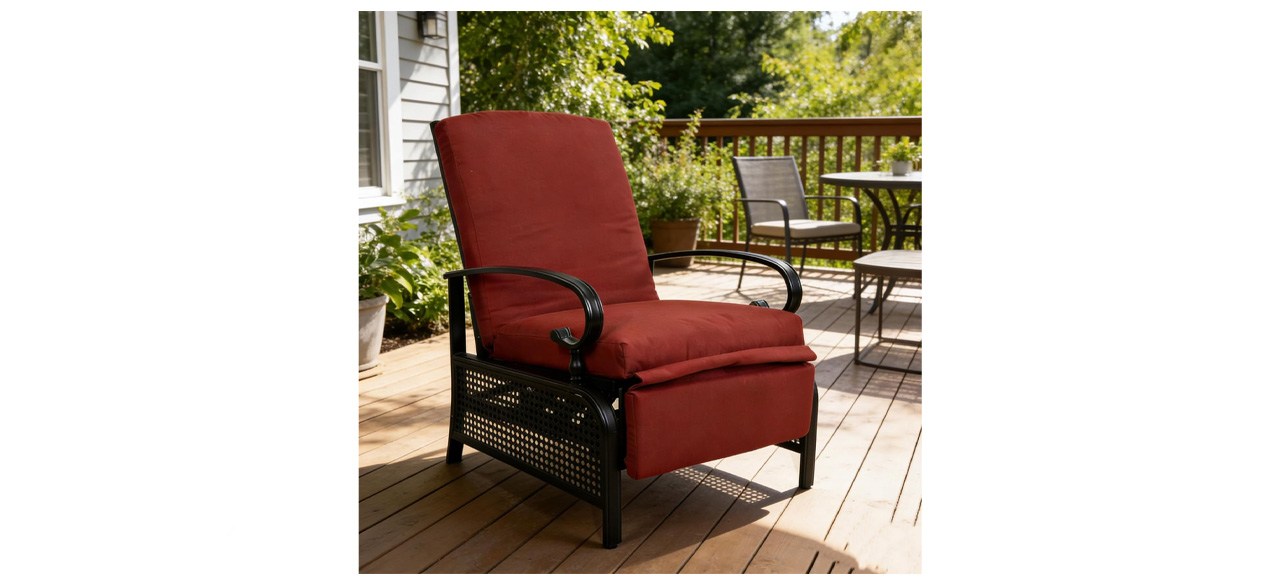 Kozyard Adjustable Outdoor Recliner