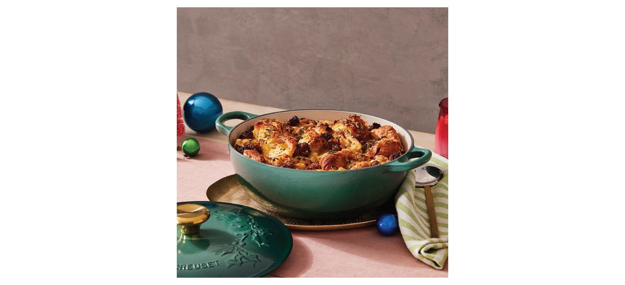 Le Creuset Holly Collection Traditional Chef's Oven