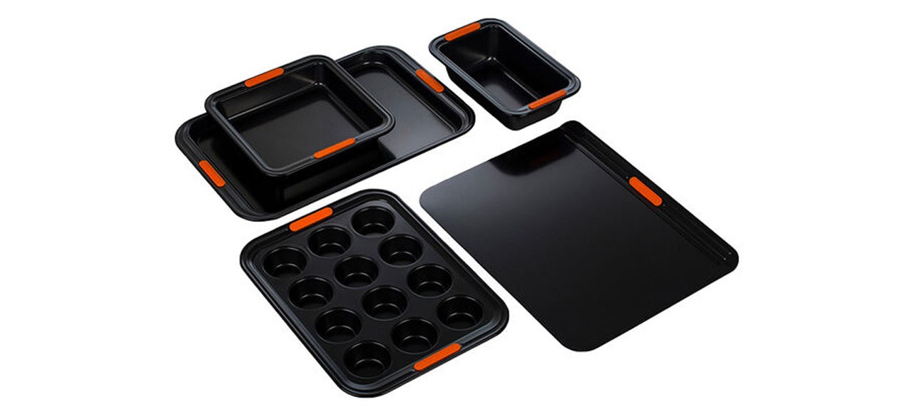 Le Creuset Non-stick Metal Bakeware 5-Piece Set