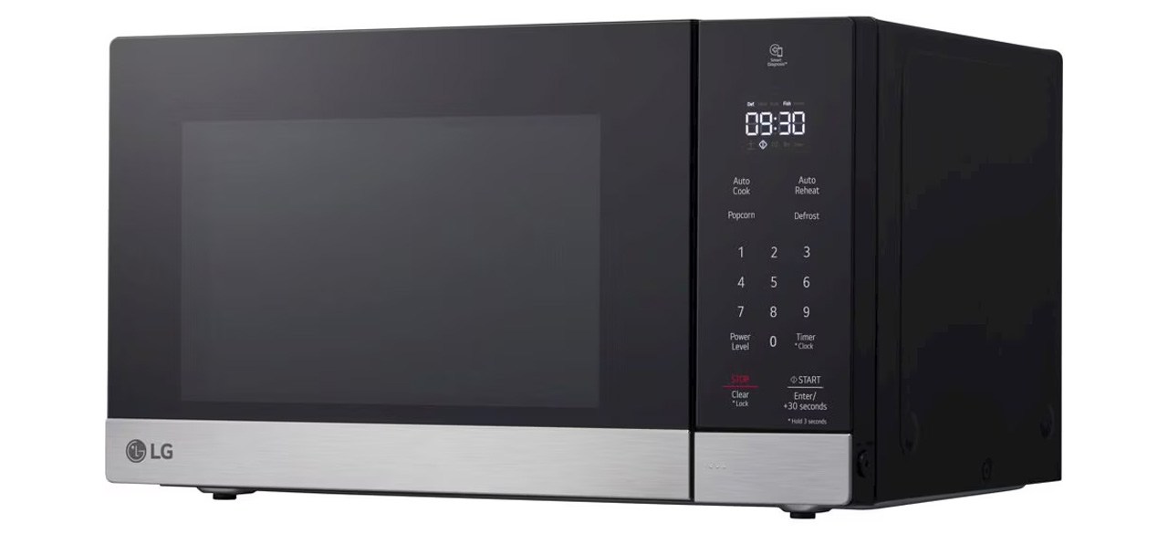 Microondas de bancada LG NeoChef de 0,9 pés cúbicos