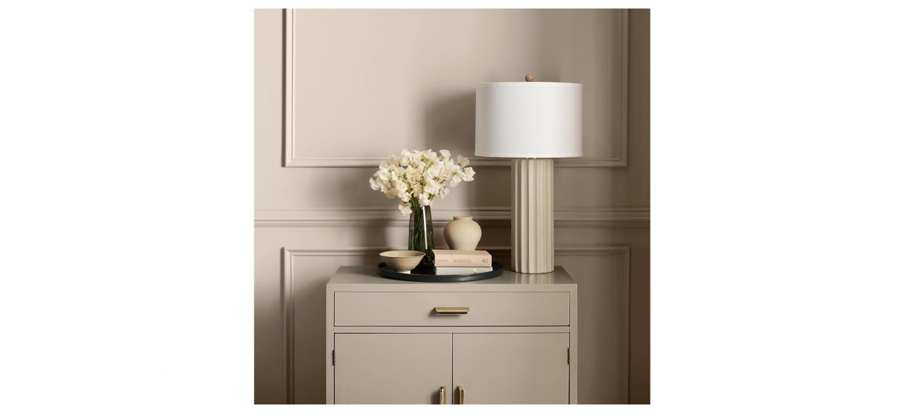 Martha by Martha Stewart Interior Paint, Eurolux Interior Flat 1.0L Glass Of Milk White