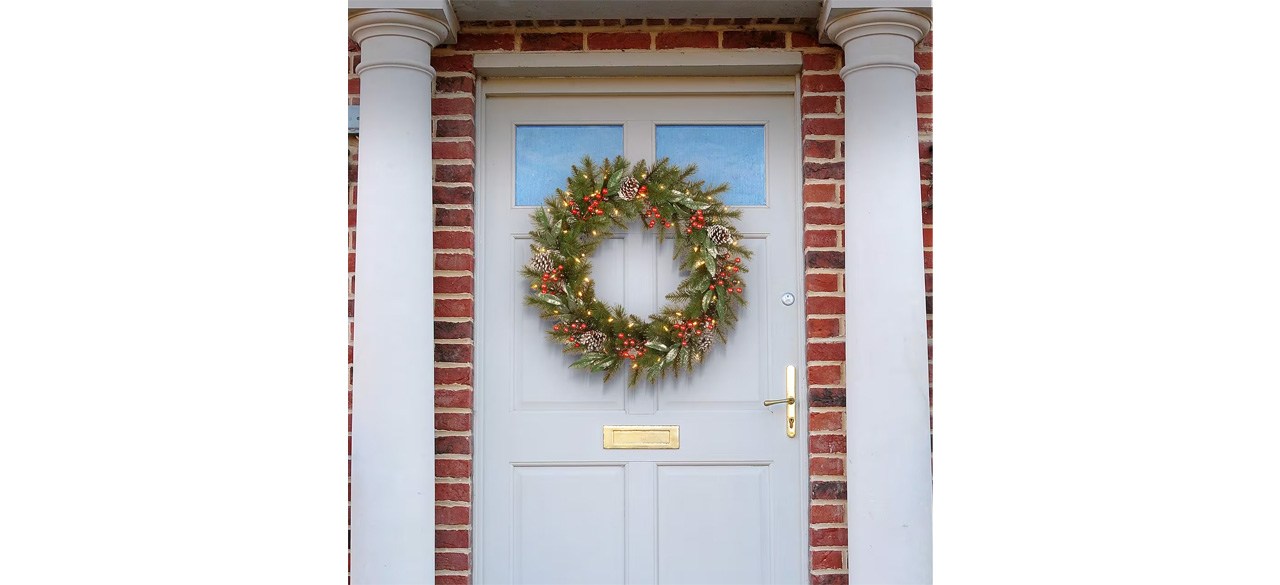 Best 24-inch Frosted Pine Berry Collection Wreath