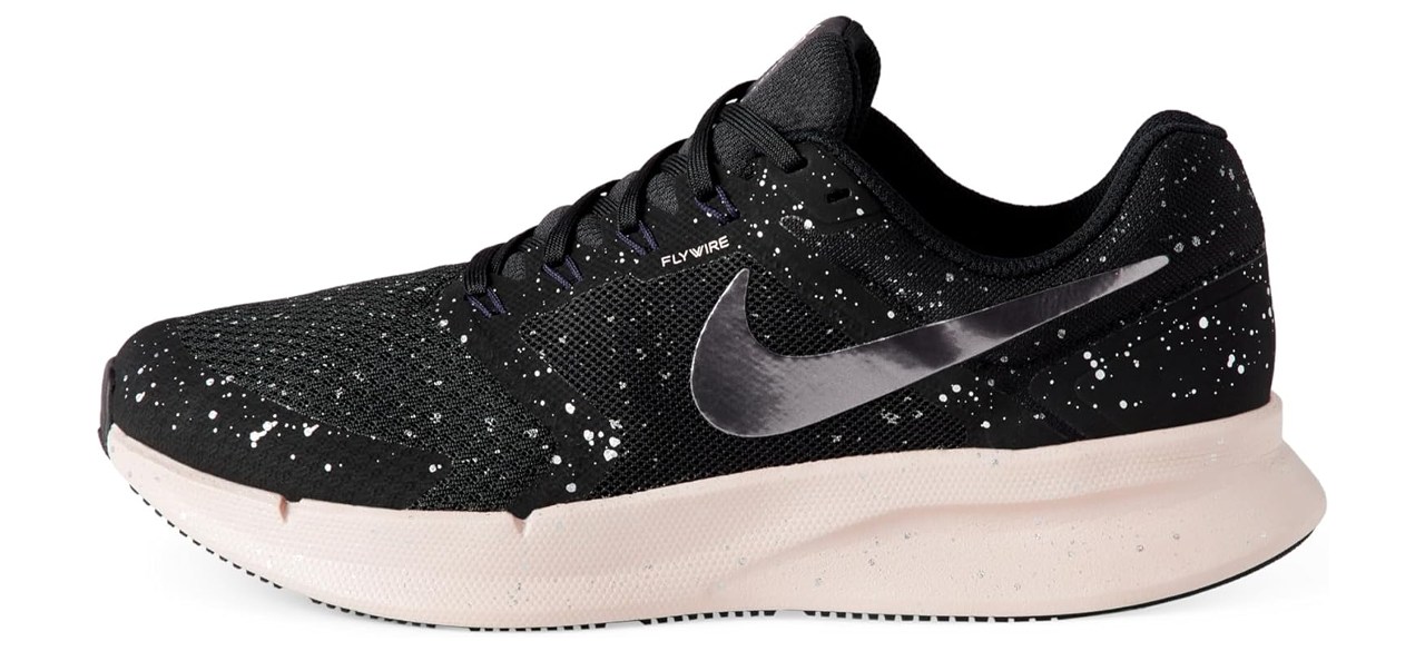 Nike Women's Run Swift Road Running Shoes
