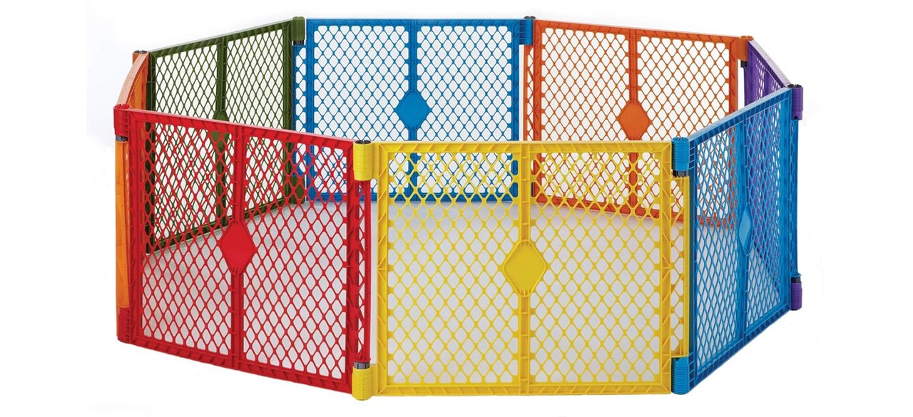 North States Superyard Colorplay 8-Panel Play Yard