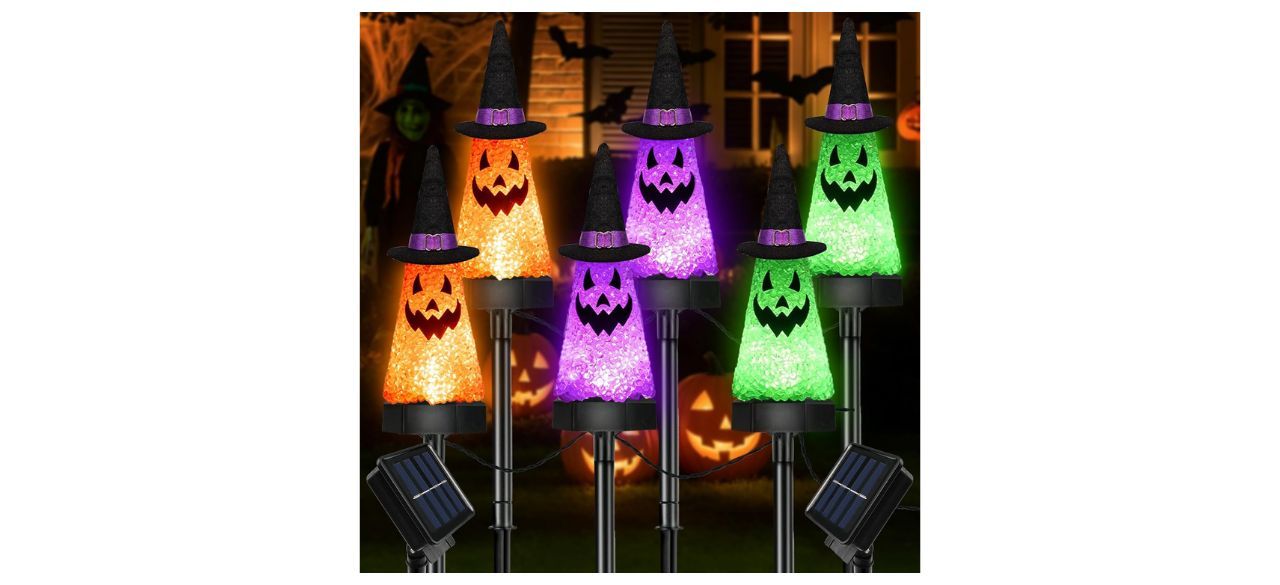 Outdoor illuminated decorations