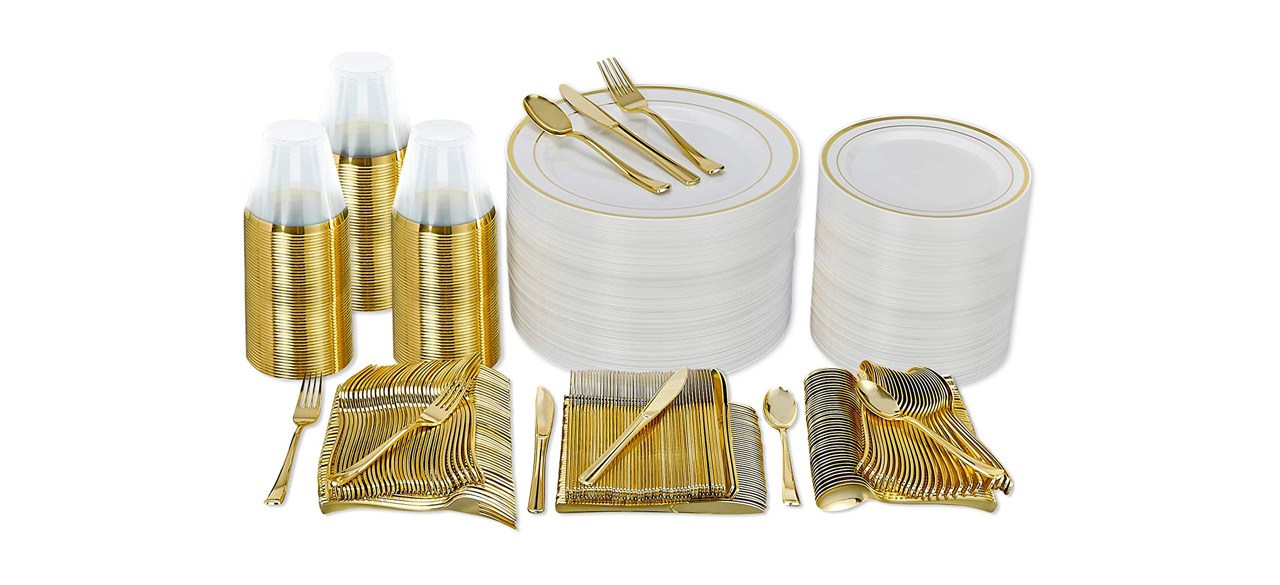 Best Prestee 600 Piece Gold Dinnerware Party Set