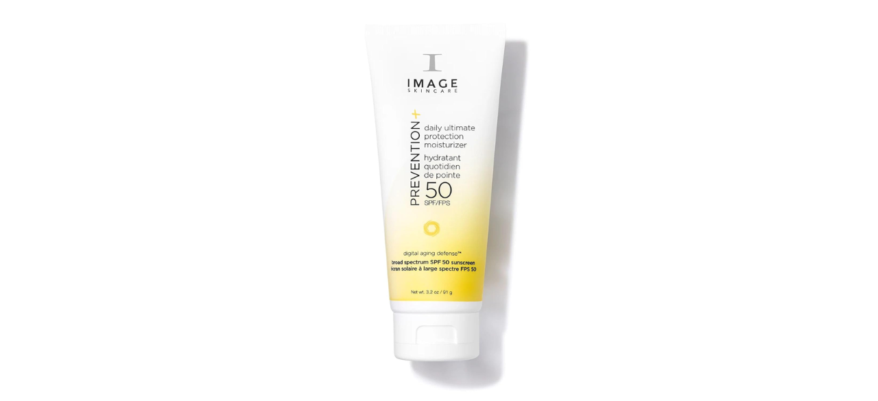 Image Skincare moisturizer on white background