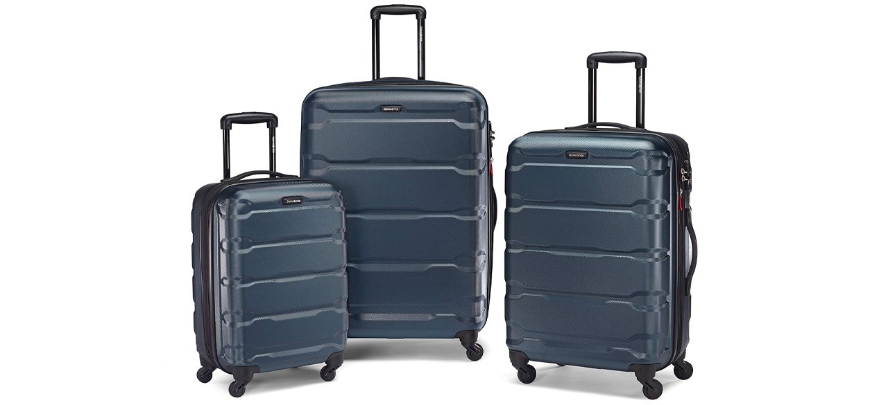 Samsonite’s Omni Three-Piece Luggage Set