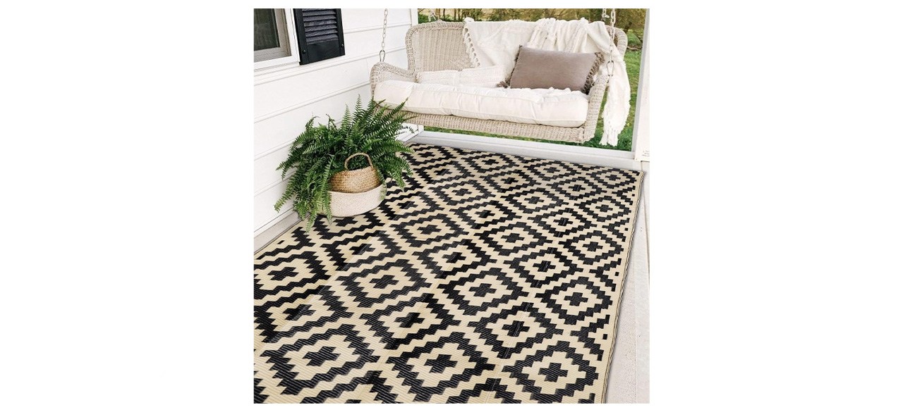 SAND MINE Waterproof Outdoor Rug