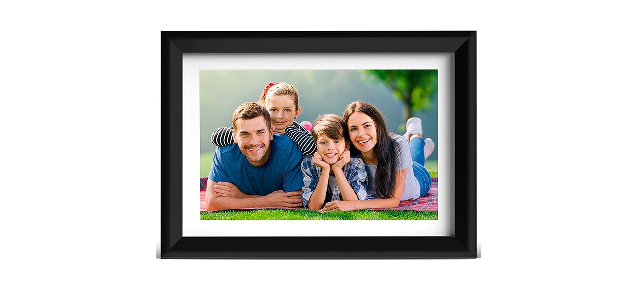 Best Skyzoo Frame 10.1-Inch Digital Picture Frame