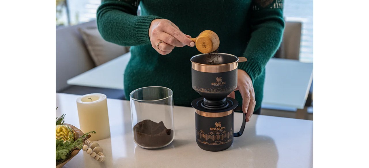 Stanley The Perfect-Brew Pour Over Coffee filter - Matte Black Pebble