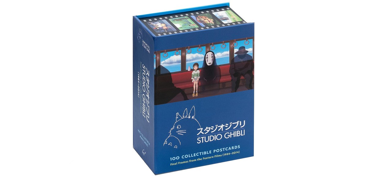Postales coleccionables de Studio Ghibli en caja azul