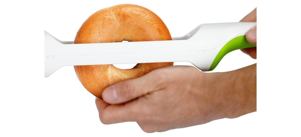 Urban trend easy to use bagel slicer