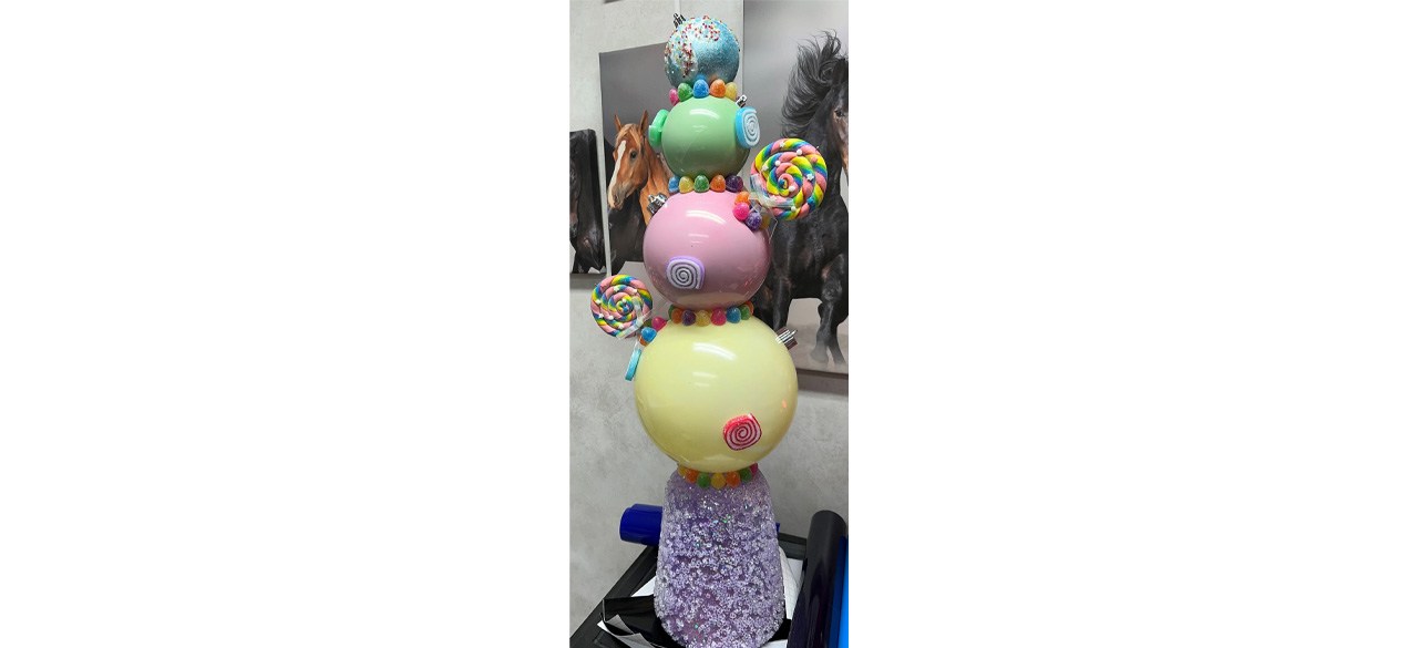 Best Candy Theme Stacked Ornament Statue