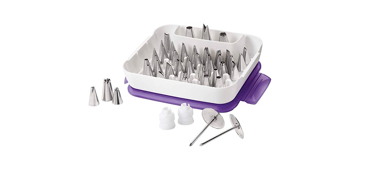 Best Wilton 55-Piece Master Cake Decorating Tip Set